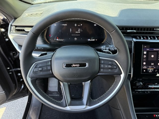 2025 Jeep Grand Cherokee GRAND CHEROKEE L ALTITUDE 4X2