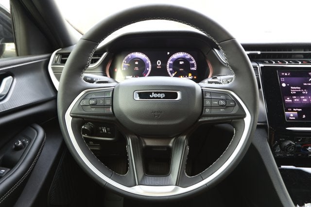 2025 Jeep Grand Cherokee GRAND CHEROKEE L ALTITUDE 4X2