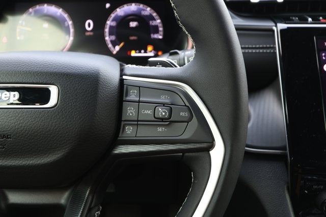 2025 Jeep Grand Cherokee GRAND CHEROKEE L ALTITUDE 4X2