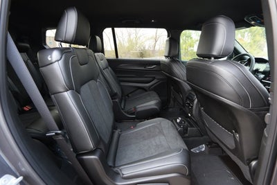 2025 Jeep Grand Cherokee GRAND CHEROKEE L ALTITUDE 4X2