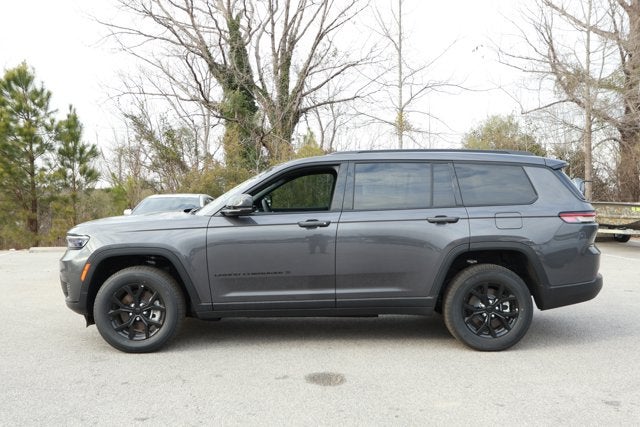 2025 Jeep Grand Cherokee GRAND CHEROKEE L ALTITUDE 4X2