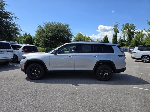 2025 Jeep Grand Cherokee GRAND CHEROKEE L ALTITUDE 4X2