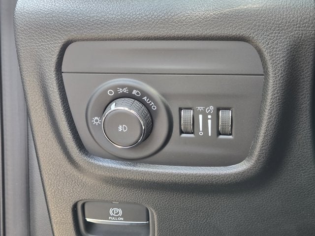 2025 Jeep Grand Cherokee GRAND CHEROKEE L LIMITED 4X2