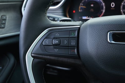 2025 Jeep Grand Cherokee GRAND CHEROKEE L LIMITED 4X2