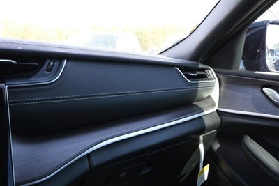 2025 Jeep Grand Cherokee GRAND CHEROKEE L LIMITED 4X2