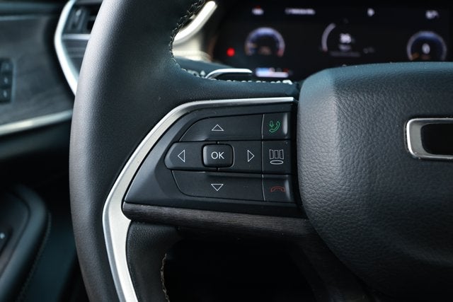 2023 Jeep Grand Cherokee L Limited 4x2