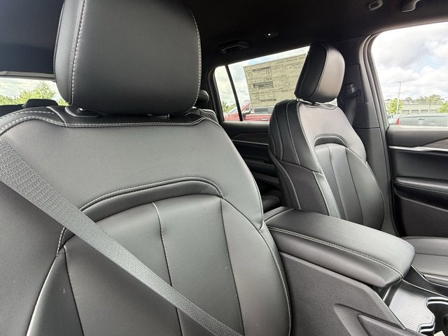 2025 Jeep Grand Cherokee GRAND CHEROKEE L LIMITED 4X2