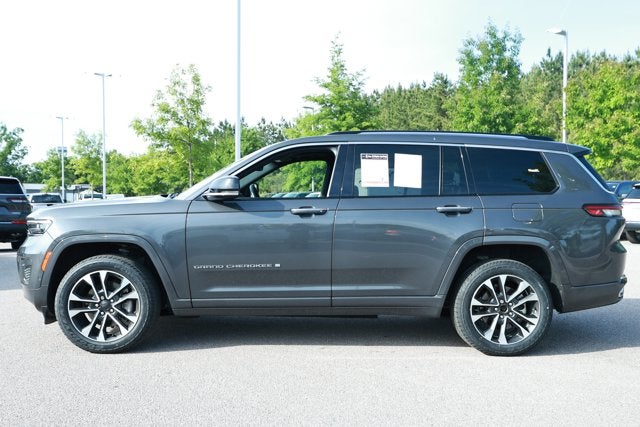 2022 Jeep Grand Cherokee L Overland 4x2