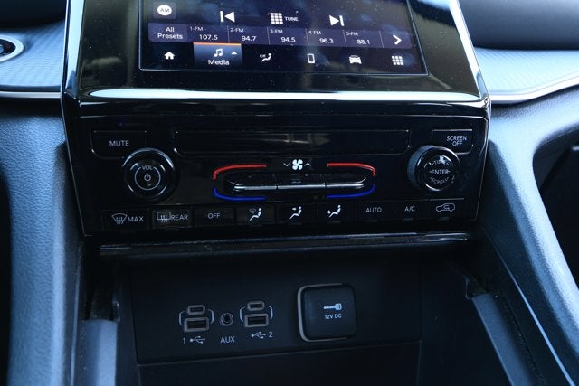 2023 Jeep Grand Cherokee L Laredo 4x4