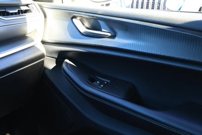 2023 Jeep Grand Cherokee L Laredo 4x4