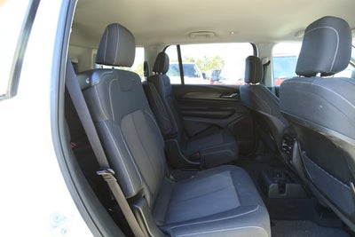 2023 Jeep Grand Cherokee L Laredo 4x4