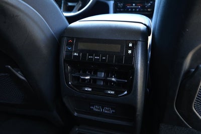 2023 Jeep Grand Cherokee L Laredo 4x4