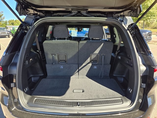 2025 Jeep Grand Cherokee GRAND CHEROKEE L LAREDO X 4X4