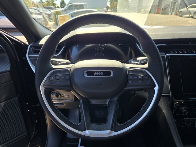 2025 Jeep Grand Cherokee GRAND CHEROKEE L LAREDO X 4X4