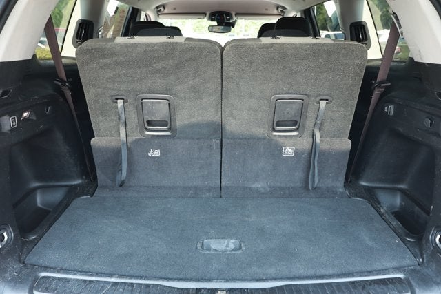 2023 Jeep Grand Cherokee L Laredo 4x4