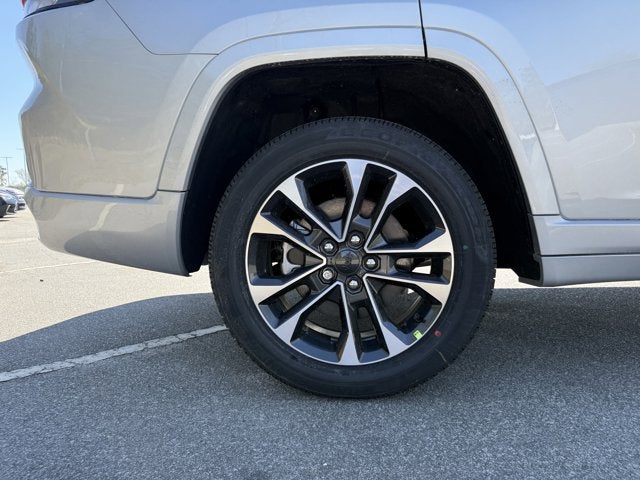 2025 Jeep Grand Cherokee GRAND CHEROKEE L OVERLAND 4X4