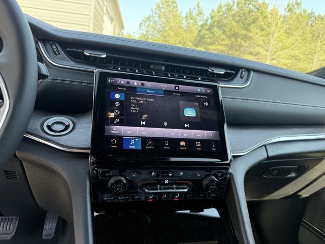 2025 Jeep Grand Cherokee GRAND CHEROKEE L OVERLAND 4X4