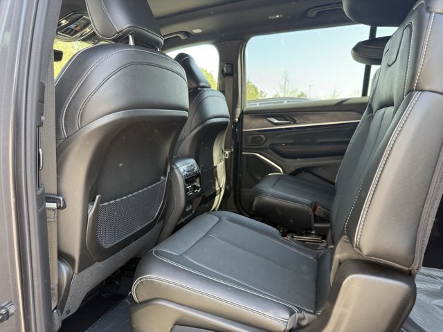 2025 Jeep Grand Cherokee GRAND CHEROKEE L OVERLAND 4X4