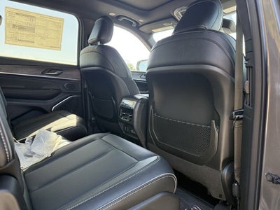 2025 Jeep Grand Cherokee GRAND CHEROKEE L OVERLAND 4X4