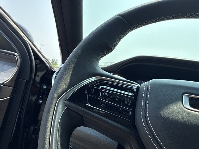 2025 Jeep Grand Cherokee GRAND CHEROKEE L OVERLAND 4X4