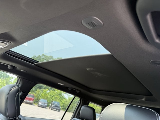 2025 Jeep Grand Cherokee GRAND CHEROKEE L OVERLAND 4X4