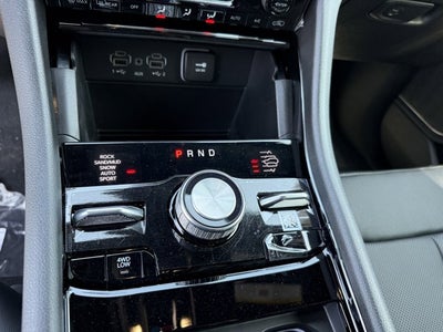 2025 Jeep Grand Cherokee GRAND CHEROKEE L OVERLAND 4X4