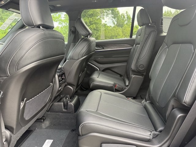 2025 Jeep Grand Cherokee GRAND CHEROKEE L OVERLAND 4X4