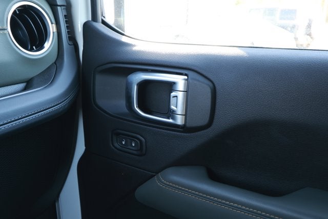 2024 Jeep Wrangler 4xe Summit 4xe