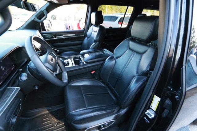 2022 Jeep Wagoneer Series II 4x2