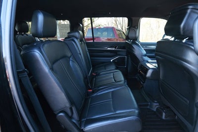 2022 Jeep Wagoneer Series II 4x2