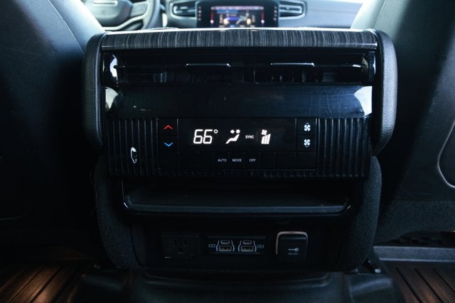 2022 Jeep Wagoneer Series II 4x2