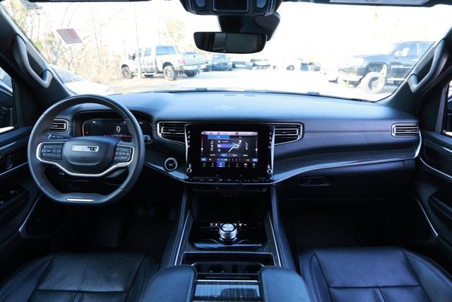 2022 Jeep Wagoneer Series II 4x2