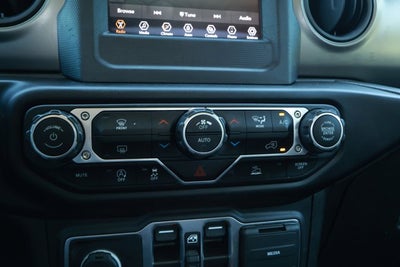 2023 Jeep Gladiator Willys 4x4