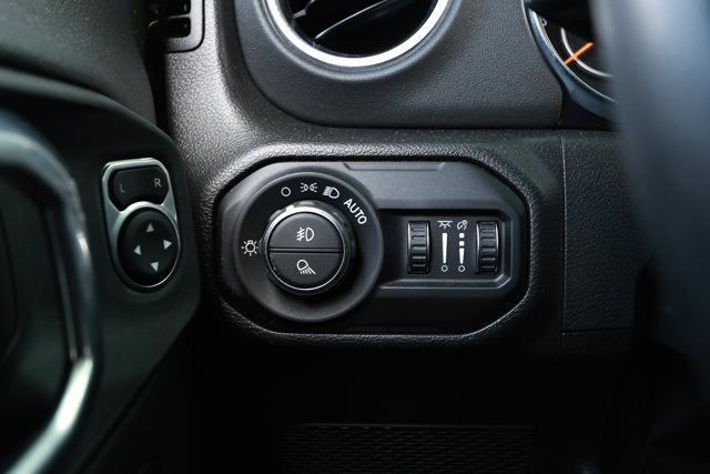2022 Jeep Gladiator Overland 4x4