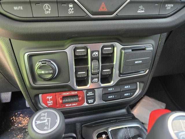 2025 Jeep Gladiator GLADIATOR RUBICON 4X4