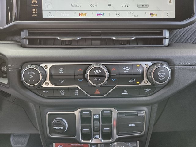 2025 Jeep Gladiator GLADIATOR RUBICON 4X4