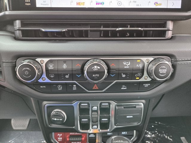 2025 Jeep Gladiator GLADIATOR MOJAVE 4X4