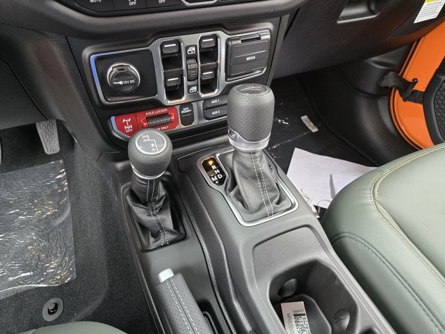 2025 Jeep Gladiator GLADIATOR MOJAVE 4X4