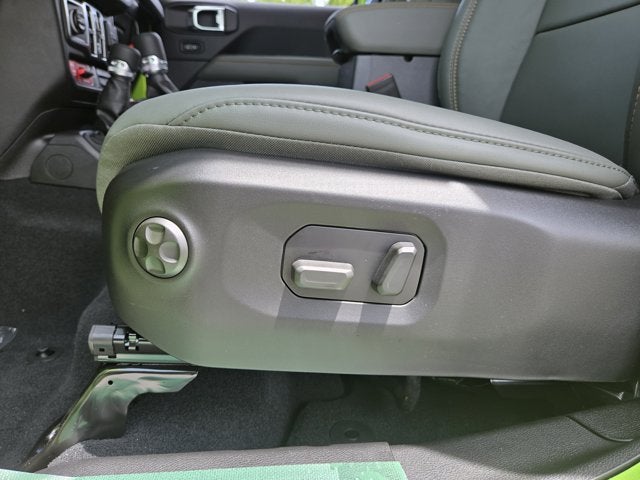 2025 Jeep Gladiator GLADIATOR MOJAVE 4X4