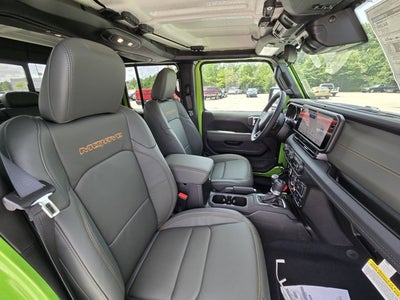 2025 Jeep Gladiator GLADIATOR MOJAVE 4X4