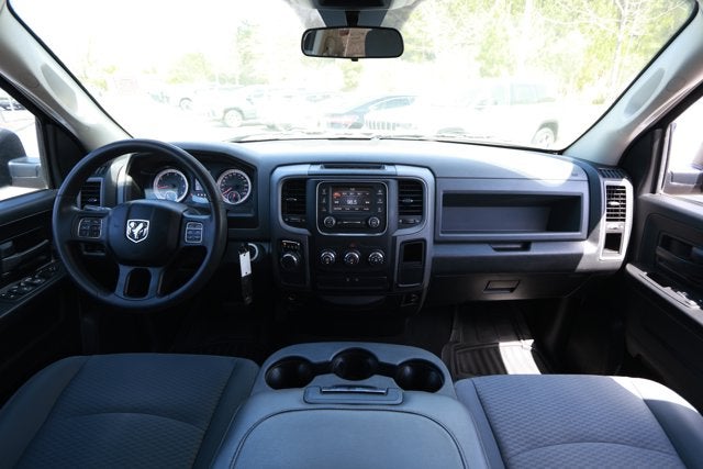 2017 RAM 1500 Express Quad Cab 4x2 6'4' Box