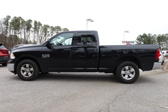 2024 RAM 1500 Classic SLT Quad Cab 4x2 6'4' Box