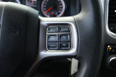 2024 RAM 1500 Classic SLT Quad Cab 4x2 6'4' Box