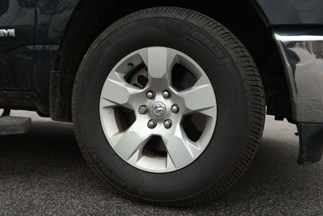 2020 RAM 1500 Big Horn Quad Cab 4x2 6'4' Box