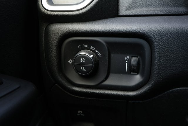 2023 RAM 1500 Big Horn Crew Cab 4x2 5'7' Box