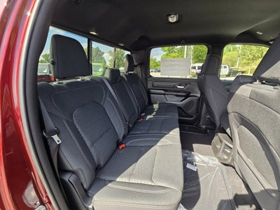 2026 RAM Ram 1500 RAM 1500 TRADESMAN CREW CAB 4X2 5'7' BOX