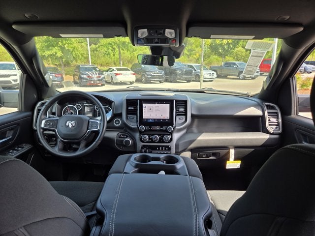 2026 RAM Ram 1500 RAM 1500 TRADESMAN CREW CAB 4X2 5'7' BOX