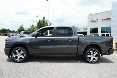 2026 RAM Ram 1500 RAM 1500 EXPRESS CREW CAB 4X2 5'7' BOX