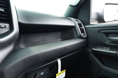 2026 RAM Ram 1500 RAM 1500 EXPRESS CREW CAB 4X2 5'7' BOX