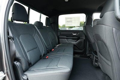 2026 RAM Ram 1500 RAM 1500 EXPRESS CREW CAB 4X2 5'7' BOX